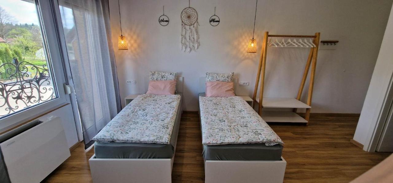 Hotel Samarin Crnomelj Екстер'єр фото