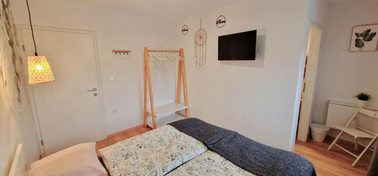 Hotel Samarin Crnomelj Екстер'єр фото